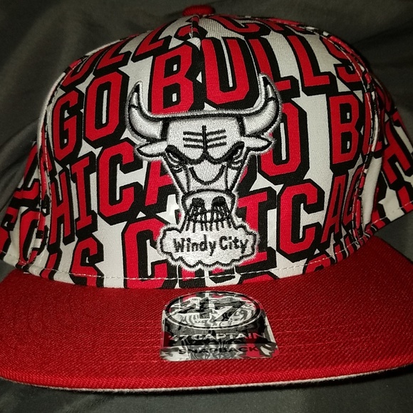 Chicago Bulls Hat - Picture 2 of 2
